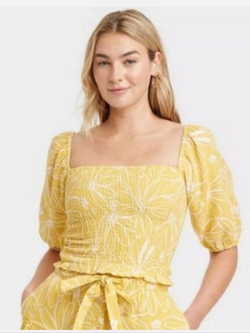 Universal Threads Puff Sleeve Smocked Top